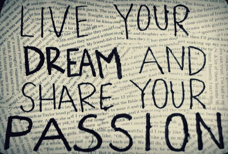 967059_410308305750365_246113510_o